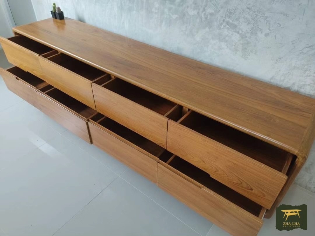 ไซด์บอร์ดไม้สัก 8 ลิ้นชัก ไซด์บอร์ดไม้สัก 8 ลิ้นชัก