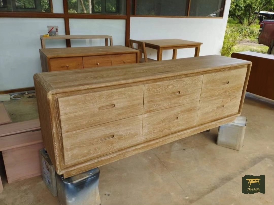 ไซด์บอร์ดไม้สัก 6 ลิ้นชัก ไซด์บอร์ดไม้สัก 6 ลิ้นชัก