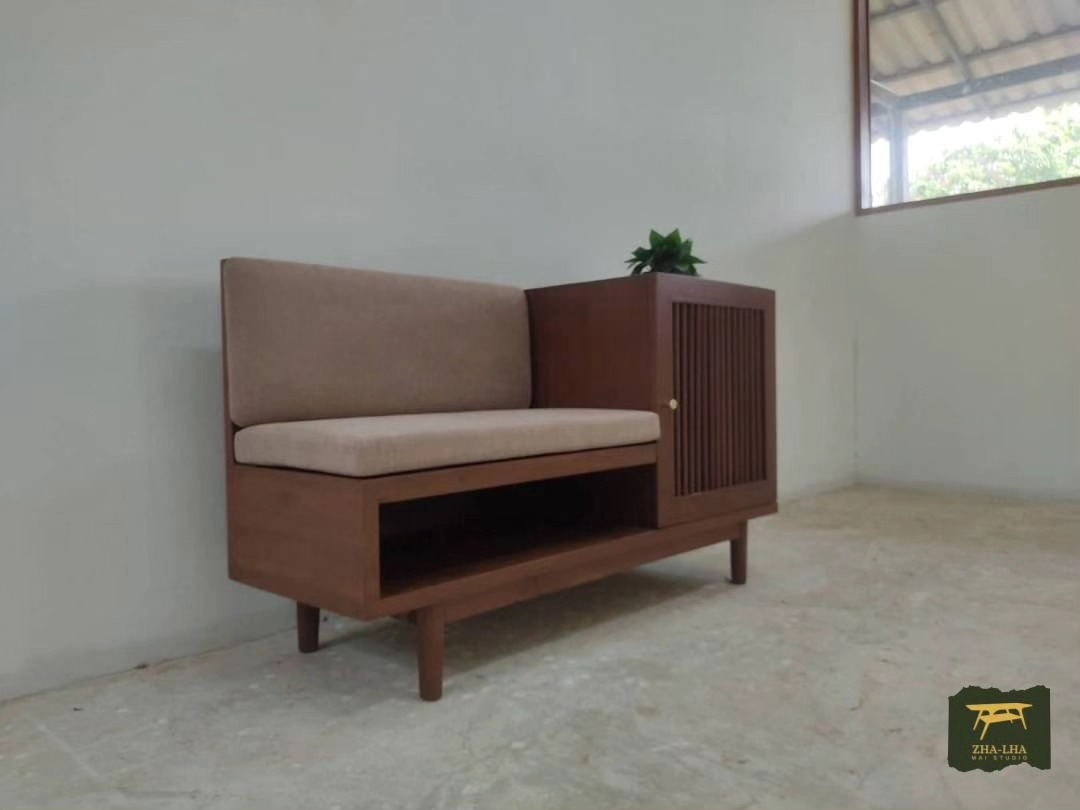 ตู้เก็บรองเท้าไม้สัก เฟอร์นิเจอร์ตกแต่งบ้าน คอนโด และห้องพัก ขนาดพอดี ประหยัดพื้นที่ใช้สอย แถมมีที่นั่งใส่รองเท้า ตู้เก็บรองเท้าพร้อมที่นั่ง